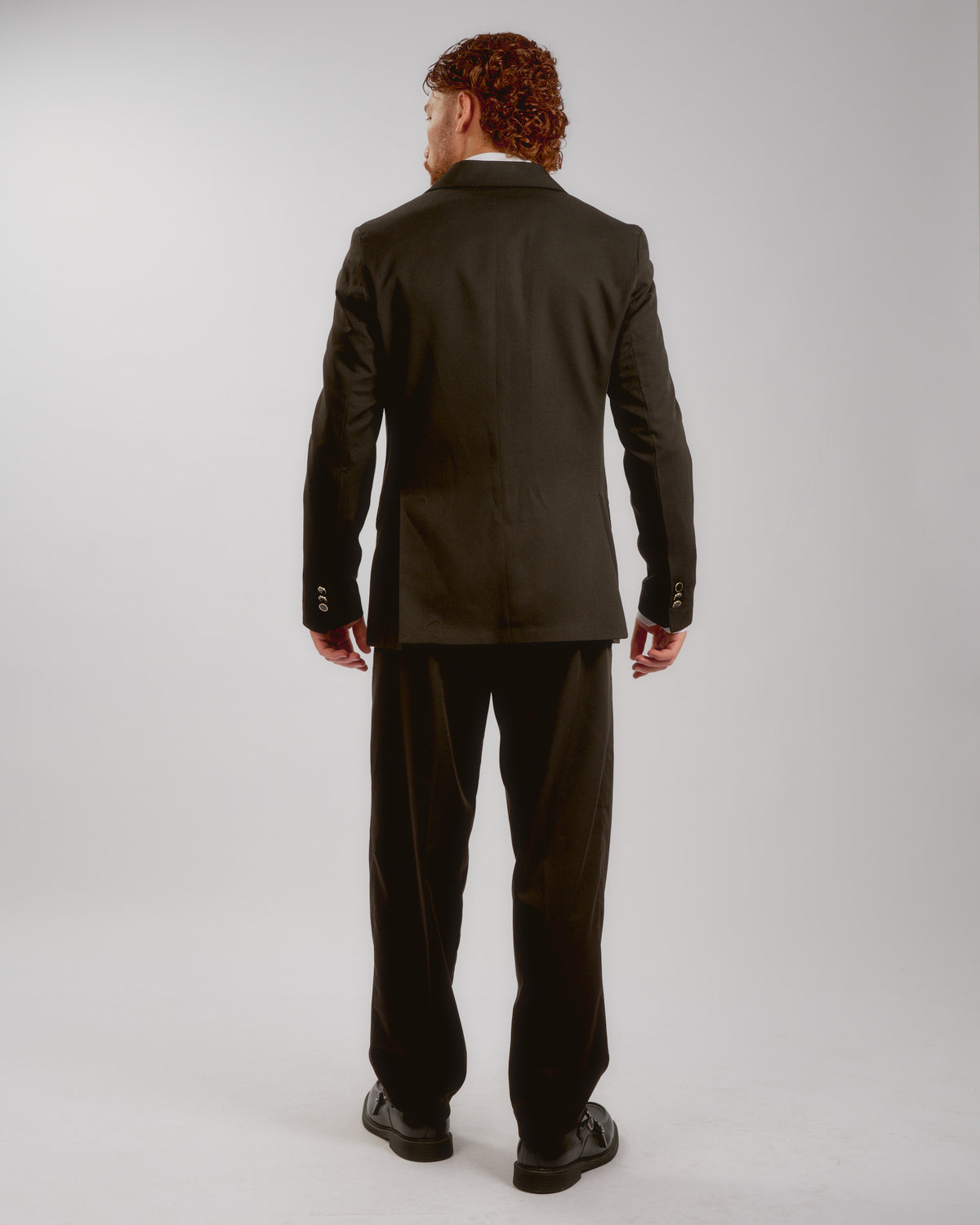 SUIT MONOCROME DOPPIO PETTO-thumbmail-8