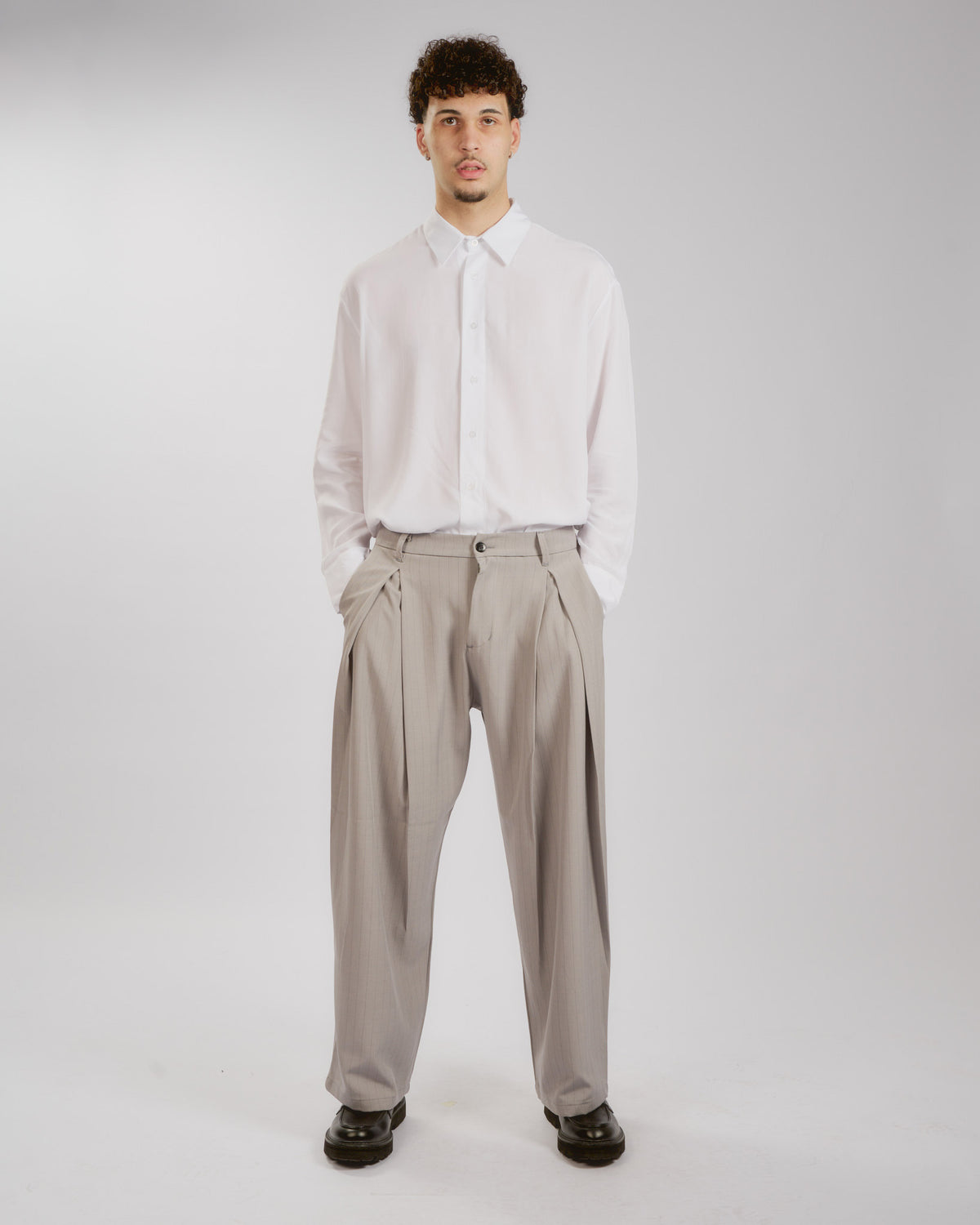 PANTALONE A PINCES GESSATO-thumbmail-4